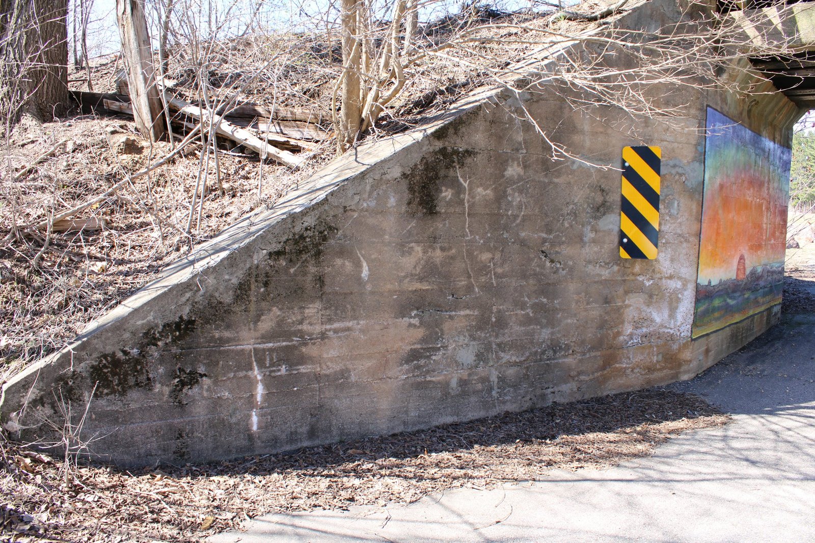 Southwest wing wall